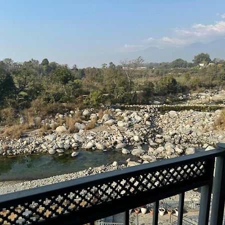 Hotel River Retreat Kangra Dış mekan fotoğraf
