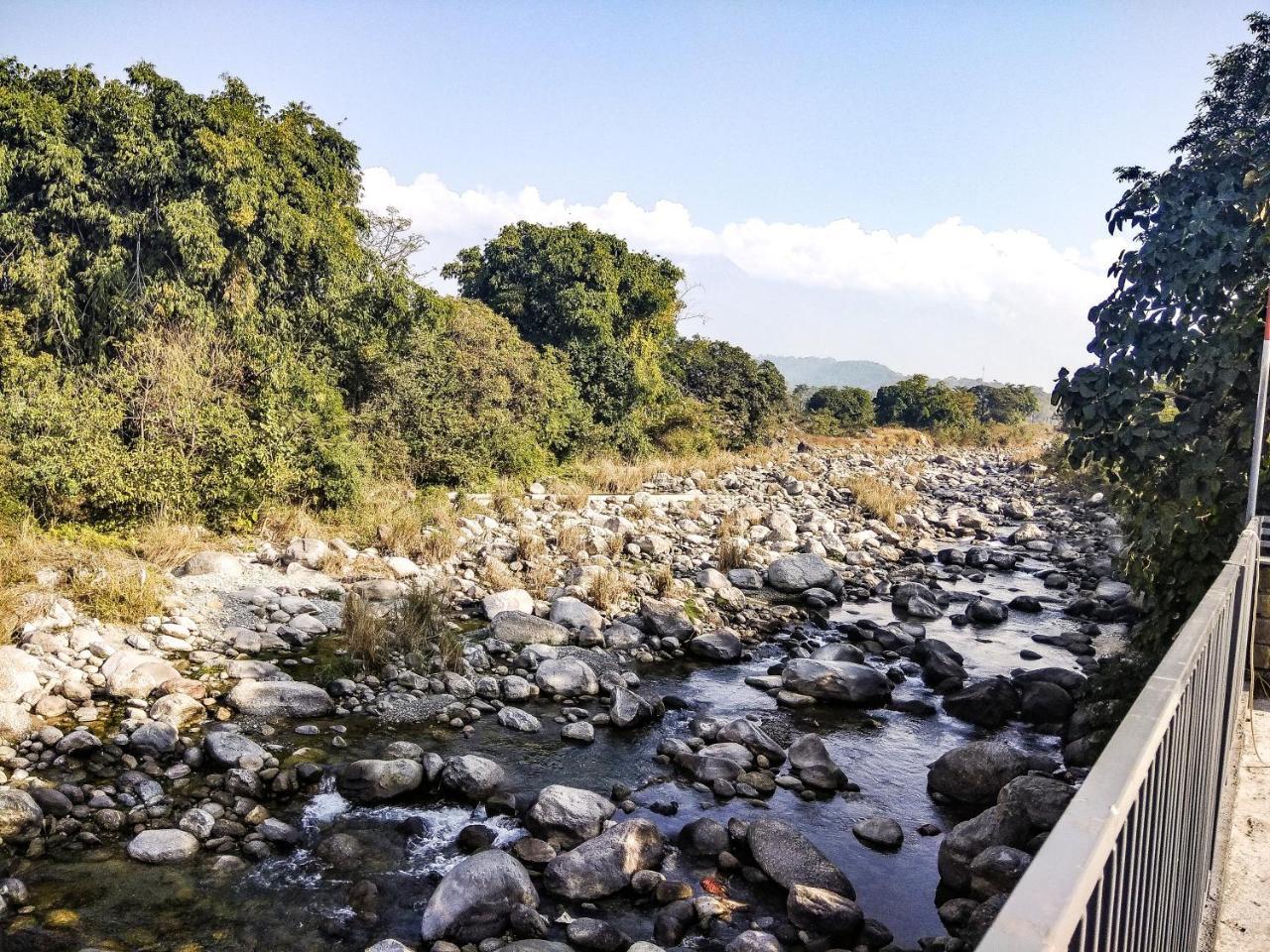 Hotel River Retreat Kangra Dış mekan fotoğraf